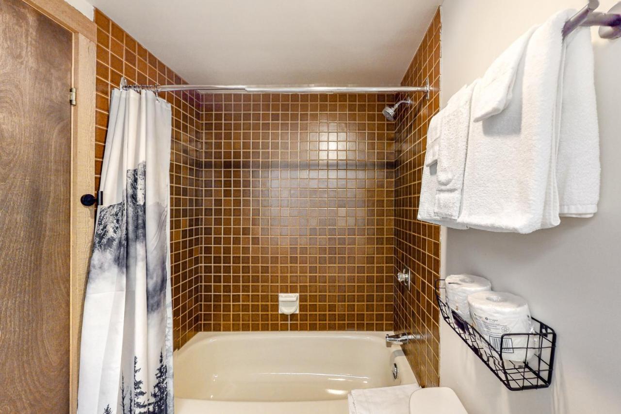 Moguls 813 Hotel Big White Ski Resort Luaran gambar